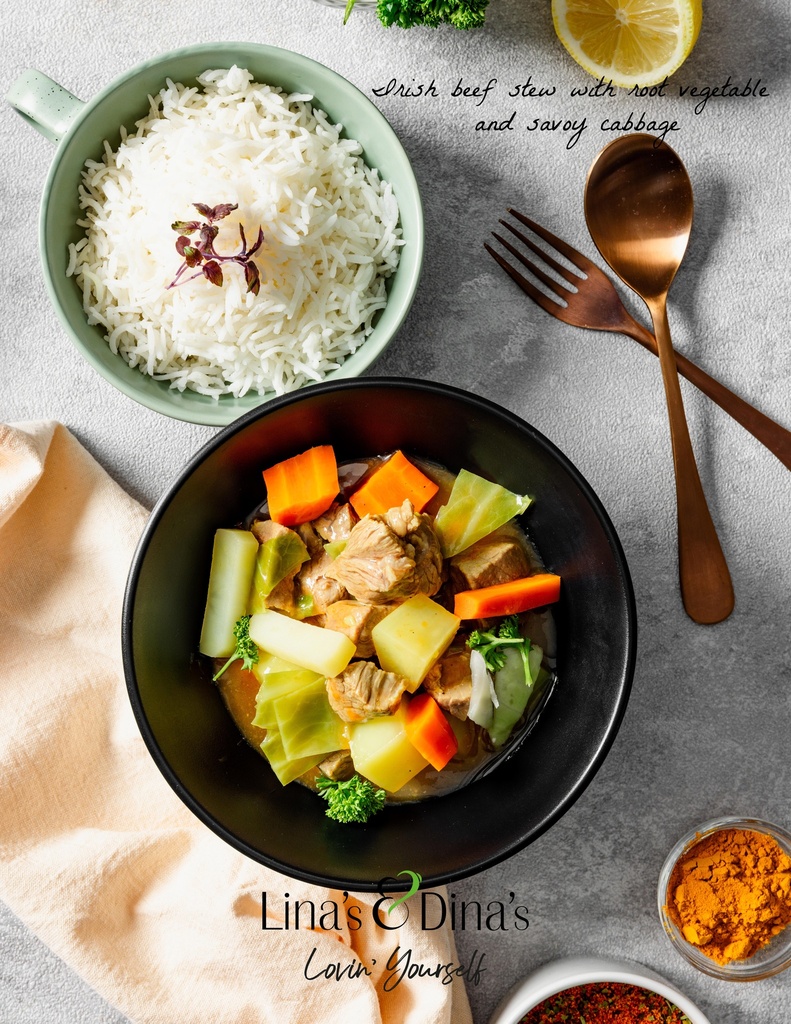 Irish beef stew with root vegetable and savory cabbage / يخنة اللحم البقري الأيرلندي مع الخضار الجذرية والملفوف اللذيذ