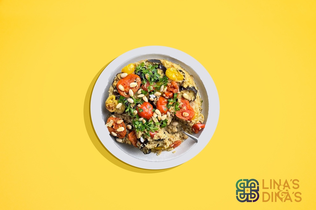 Eggplant Maklouba w Yogurt &amp; Cucumber/ مقلوبة باذنجان باللبن و الخيار