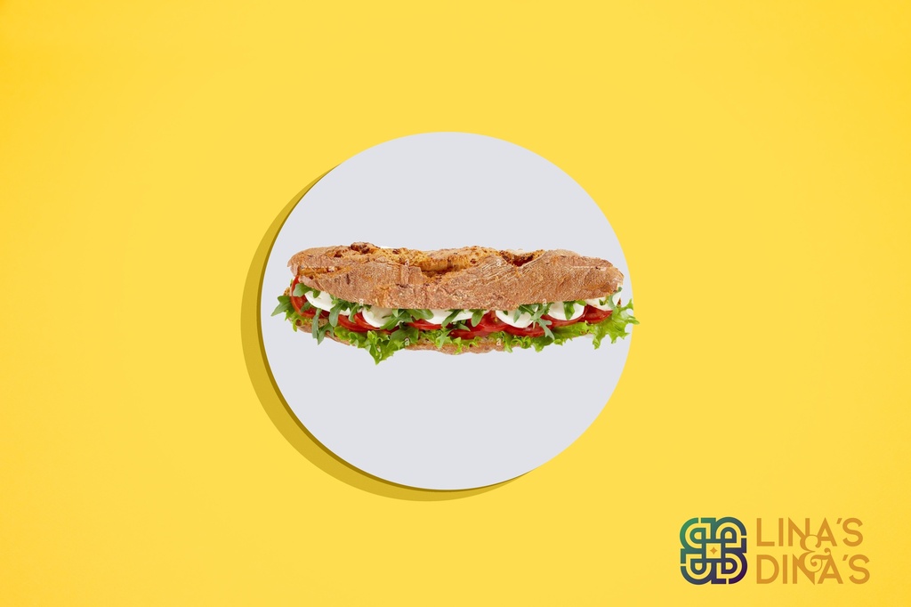 Baguette Feta with Fresh vegetables / باجيت فيتا مع الخضار الطازجة