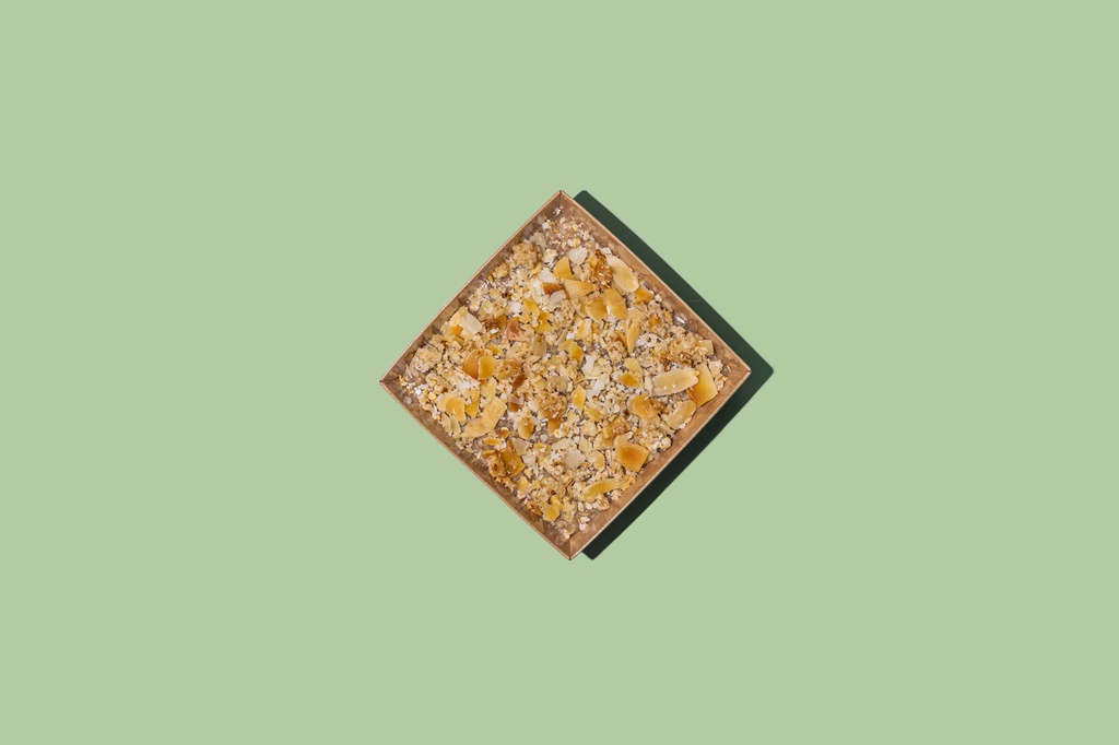 Oats w Granola Cereals / الشوفان مع حبوب الجرانولا