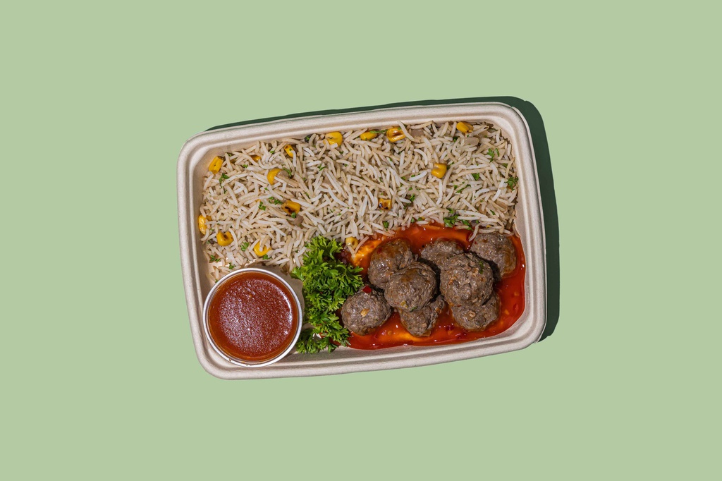 Beef Balls w Rice / كرات لحم البقر مع الأرز