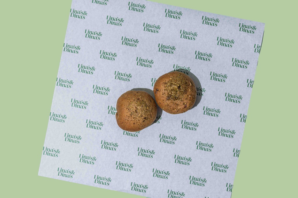 Stuffed Bun Balls W Labneh &amp; Zaatar / كرات الخبز المحشوة باللبنة والزعتر