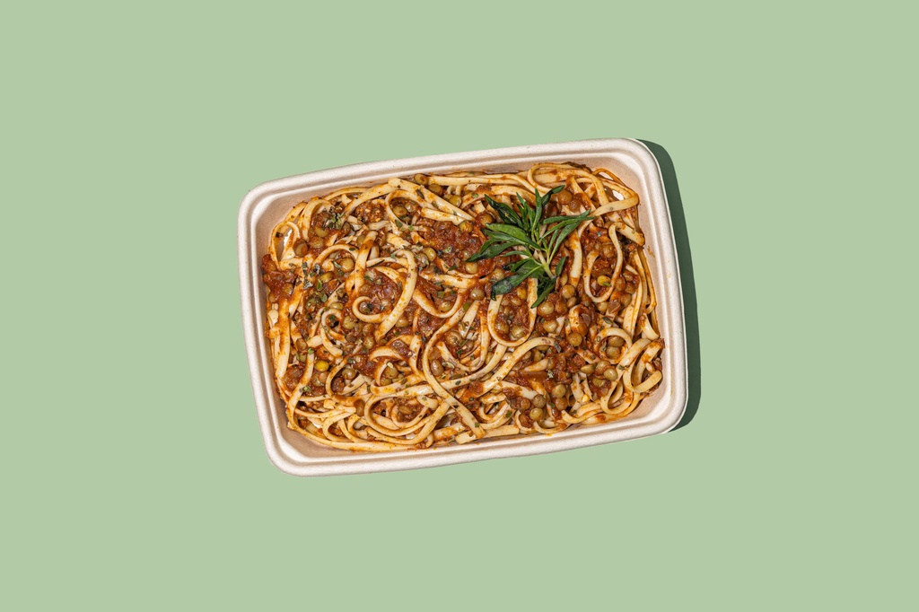 Spaghetti Lentil Bolognese (Vegan) / سباجيتي عدس بولونيز (نباتي)