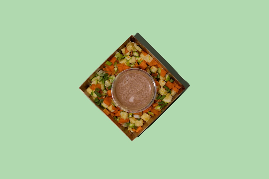 Zucchini w Carrots Salad / سلطة الكوسة والجزر