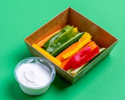 [MN0848-0.5] Crudites with labneh dip / قطع الخضار مع اللبنة