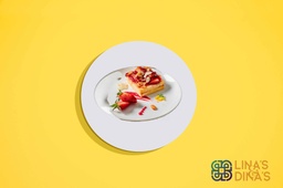 [WOWRETMENU202303] WOW -Strawberry Cheesecake / تشيز كيك الفراولة  ( New )