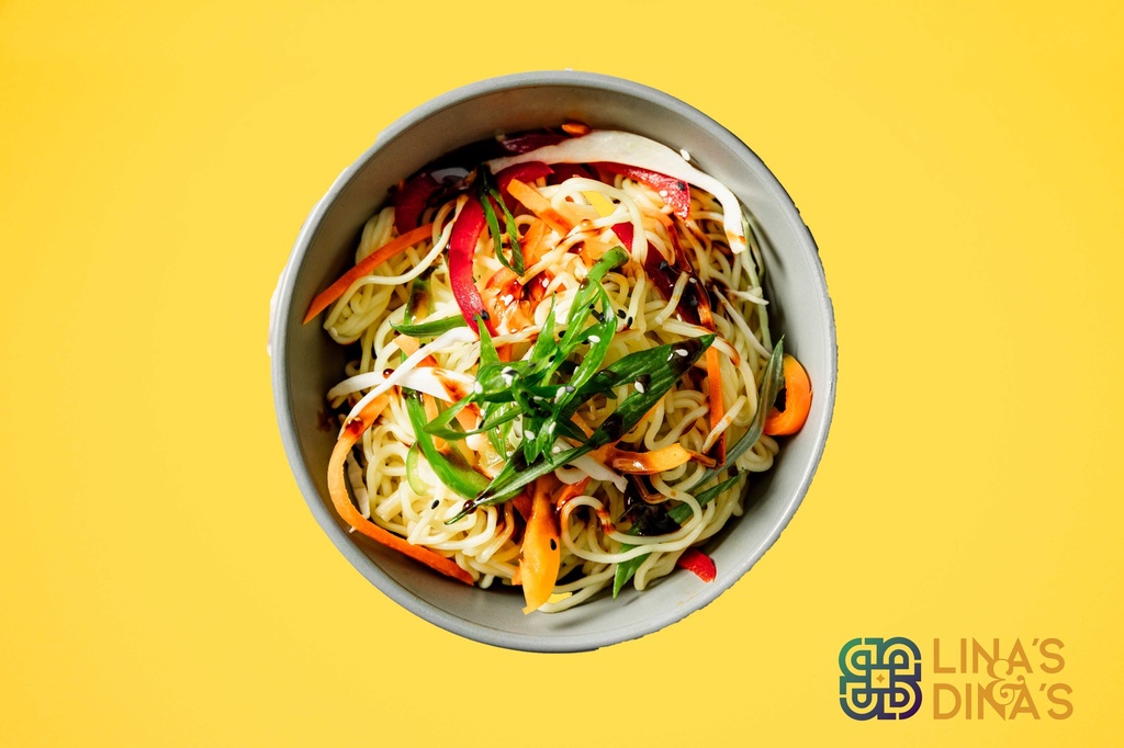 Chicken pad Thai Noodle / تشيكن باد تاي نودل