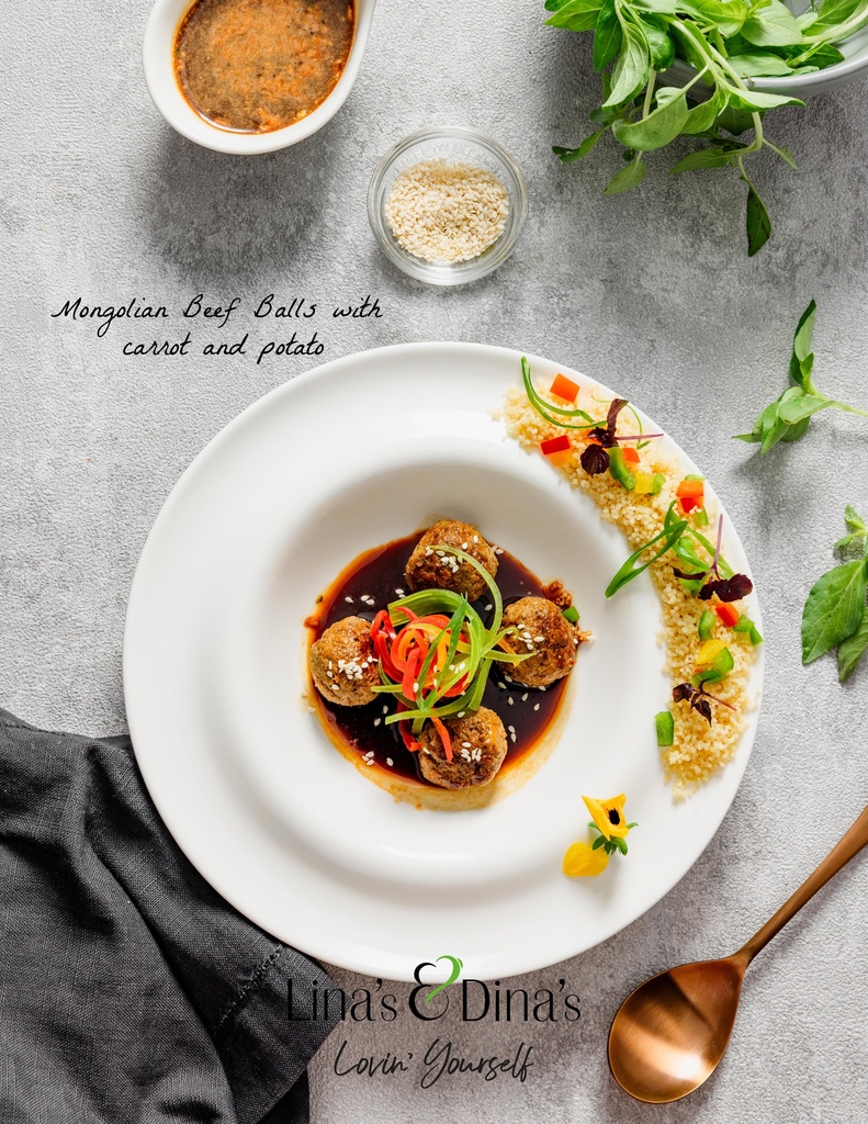 Mongolian Beef Balls with carrot  and onion Cous Cous / كرات اللحم البقري المنغولية مع الكسكس والبصل الكسكس