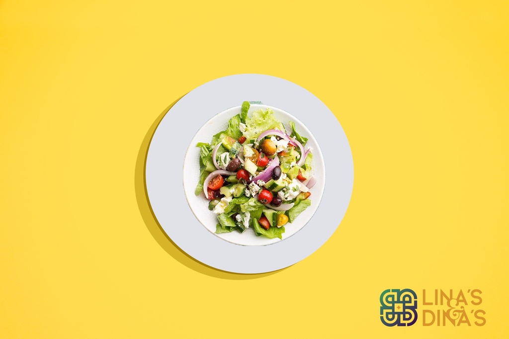 سلطة الدجاج مع صلصة الفلفل الحلو