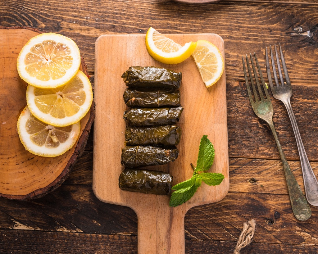 خوصة مع ورق العنب