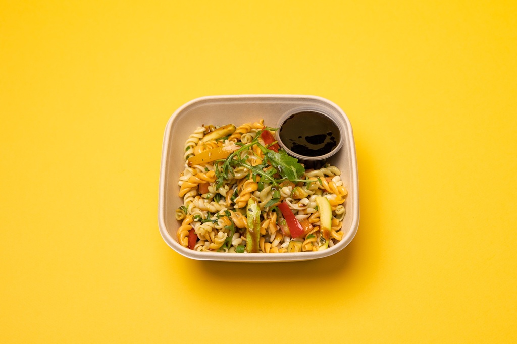 سلطة باستا البحر المتوسط ( Vegan )