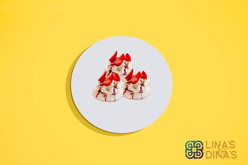 مرنغ مع صوص فراولة