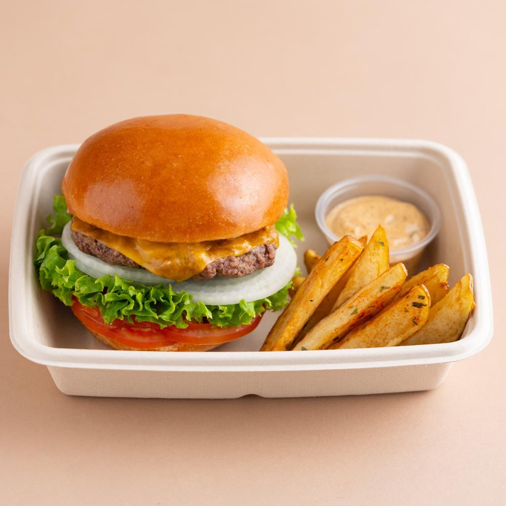 برجر لحم بقري مع بطاطا مشوية