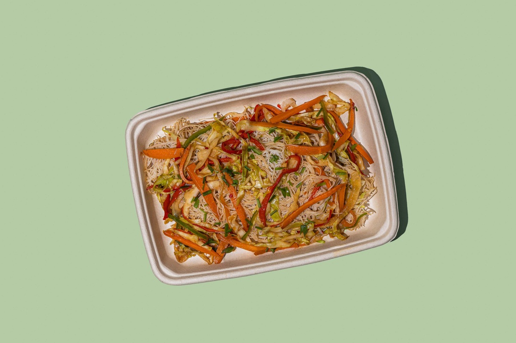 نودلز الأرز بالخضار