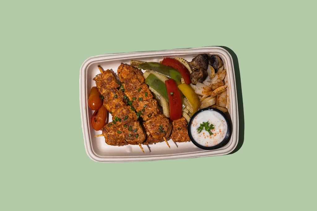 طاووق دجاج بالخضار