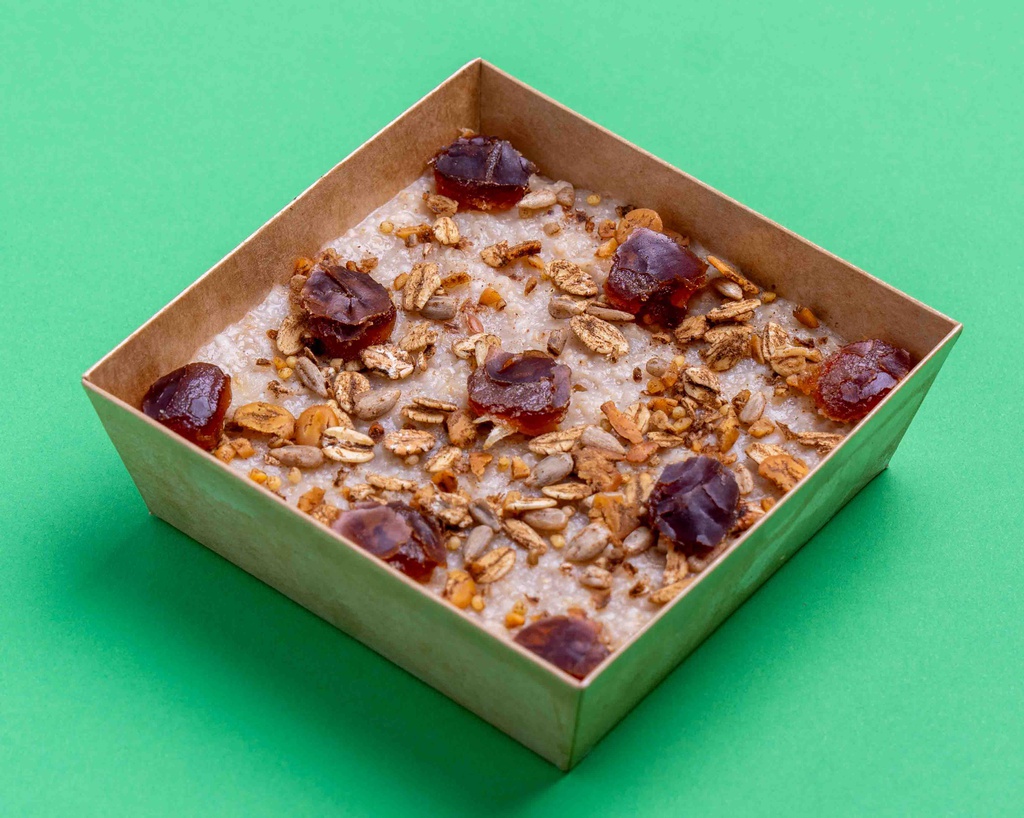 Whole Grain Porridge w Dates (LF)  /   عصيدة الحبوب الكاملة مع التمر
