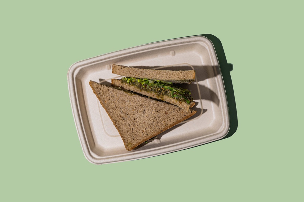 Toast Halloumi &amp; Zaatar (DF)/ توست حلّوم والزعتر