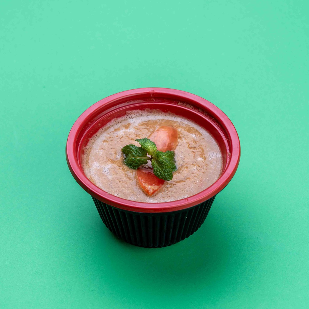 شوربة العدس والطماطم الحارّة