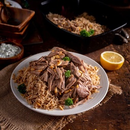 [MN0450-0.5] Meat ouzeh w yogurt and cucumber ( rice ) / أوزي باللحم مع سلطة الروب و الخيار -ارز