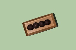 [MN0462-0.5] Dates with chocolate / تمر بالشوكولاتة  (vegan)