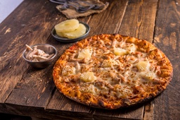[MN0880-0.5] Pizza chicken w Pineapple / بيتزا الدجاج و الأناناس