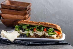 [KETB25-0.5] Halloumi Sandwich with fresh zaatar Keto */ ساندوتش حلوم بالزعتر الطازج كيتو *