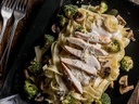 [JAH19] Fettuccine Chicken Alfredo / فيتوتشيني الفريدو بالدجاج