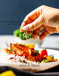 [NMN22219-0.5] Harissa Moroccan grilled chicken with onion pulao / هريسة دجاج مغربي مشوي مع بصل بصل