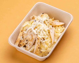 [SAL2024001] Chicken Fettuccine Carbonara / فيتوتشيني كاربونارا بالدجاج