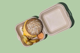 WOW - Oats Bun Chicken Burger W Sriracha / خبز الشوفان وبرجر الدجاج مع سريراتشا