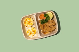 Chicken Escalope w Creamy Potato (GF) / اسكالوب الدجاج مع البطاطا الكريمية