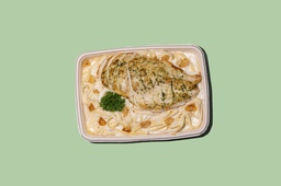 Chicken Garlic Alfredo Pasta (GF + LF) / باستا الدجاج بالثوم ألفريدو